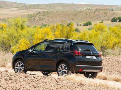 Estos son los diez coches mejor valorados por los internautas