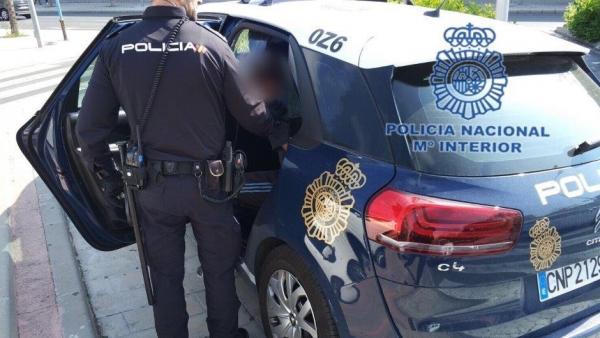 Imagen de archivo de un coche patrulla de la Policía Nacional Imagen de archivo de un coche patrulla de la Policía Nacional