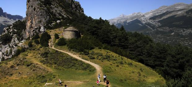 El Parque Nacional de Ordesa y Monte Perdido retoma las rutas guiadas por las ermitas de Tella con motivo del Centenario.