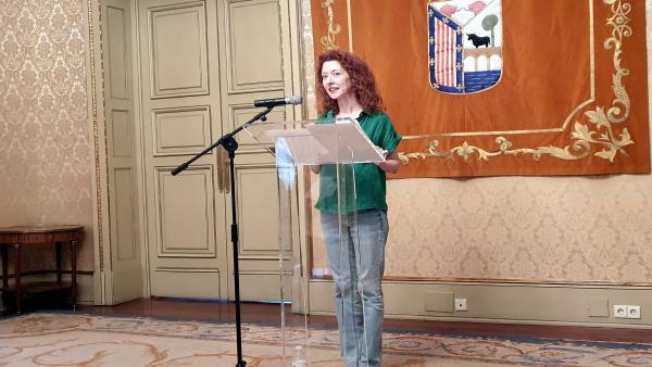 La concejal Ana Suárez en rueda de prensa La concejal Ana Suárez en rueda de prensa