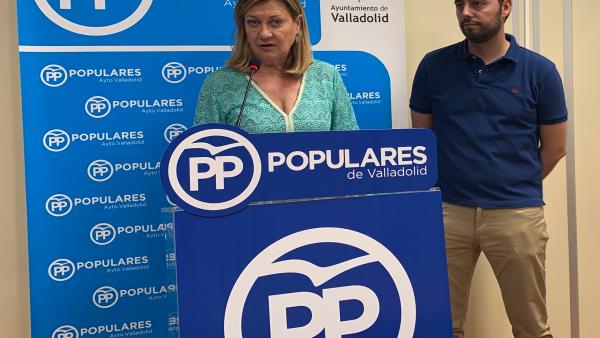 La portavoz del Grupo Popular en el Ayuntamiento de Valladolid, Pilar del Olmo, y uno de los adjuntos, Borja García Carvajal La portavoz del Grupo Popular en el Ayuntamiento de Valladolid, Pilar del Olmo, y uno de los adjuntos, Borja García Carvajal