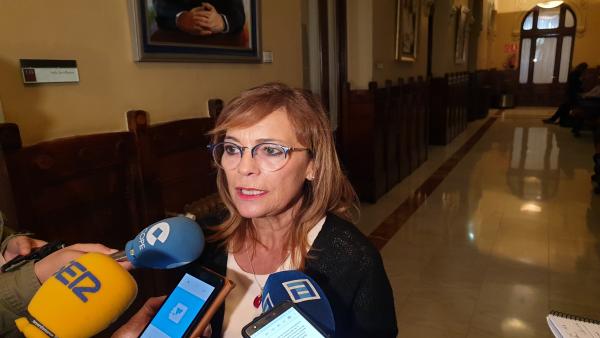 Ángela Vallina, diputada de IU Ángela Vallina, diputada de IU