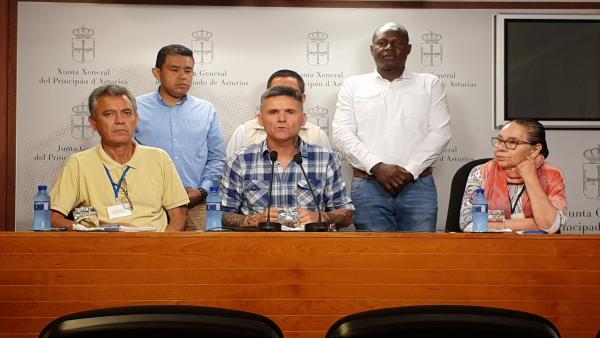 Rafael Palacios y beneficiarios del programa de Protección de Víctimas de violaciones de los Derechos Humanos Rafael Palacios y beneficiarios del programa de Protección de Víctimas de violaciones de los Derechos Humanos