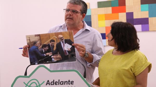 Los parlamentarios de Adelante Andalucía por la provincia de Sevilla Nacho Molina y Marí García (foto de archivo) Los parlamentarios de Adelante Andalucía por la provincia de Sevilla Nacho Molina y Marí García (foto de archivo)
