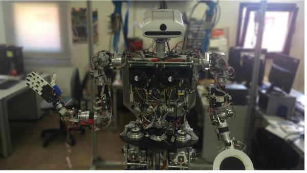 Robot TEO Robot TEO