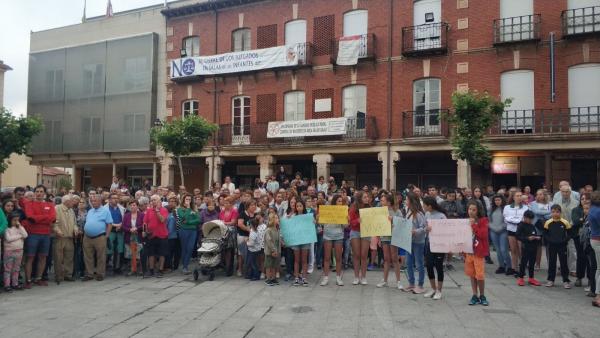Concentración contra la violencia machista en Salas de los Infantes (Burgos) Concentración contra la violencia machista en Salas de los Infantes (Burgos)