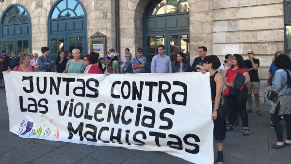 Concentración contra la violencia machista en Salas de los Infantes (Burgos) Concentración contra la violencia machista en Salas de los Infantes (Burgos)
