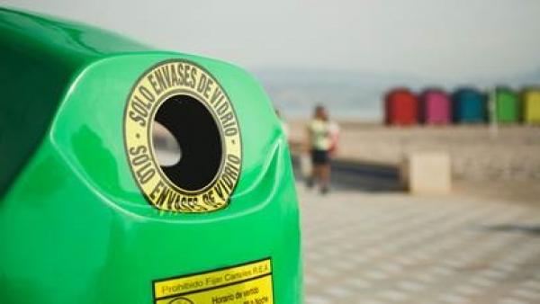 La recogida selectiva a través del contenedor verde en Asturias crece un 6% en los seis primeros meses del año La recogida selectiva a través del contenedor verde en Asturias crece un 6% en los seis primeros meses del año