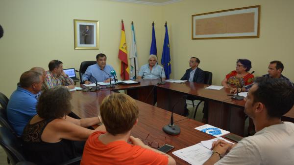 Pleno extraordinario en el Ayuntamiento de Monterrei (Ourense) por los daños de las lluvias y granizo. Pleno extraordinario en el Ayuntamiento de Monterrei (Ourense) por los daños de las lluvias y granizo.