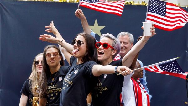 Megan Rapinoe y Alex Morgan Megan Rapinoe y Alex Morgan