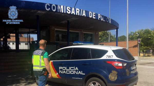 La Policía Nacional libera a tres víctimas de trata de seres humanos de una red que operaba en Torrijos La Policía Nacional libera a tres víctimas de trata de seres humanos de una red que operaba en Torrijos