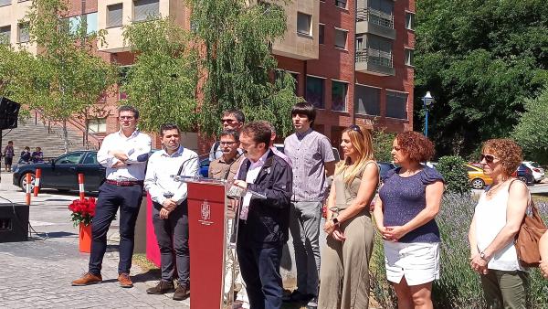 Homenaje a Miguel Ángel Blanco y Sotero Mazo en la localidad vizcaína de Ermua. Homenaje a Miguel Ángel Blanco y Sotero Mazo en la localidad vizcaína de Ermua.
