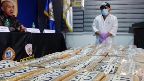 Interceptados numerosos paquetes de cocaína en Filipinas. Interceptados numerosos paquetes de cocaína en Filipinas.