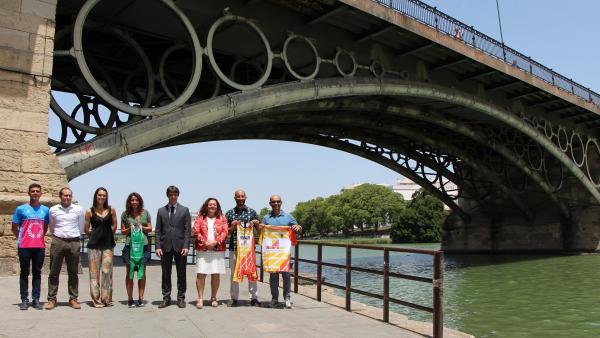Presentación del VIII Cinc Acuatlón Velá de Triana 'Memorial Íñigo Vallejo' Presentación del VIII Cinc Acuatlón Velá de Triana 'Memorial Íñigo Vallejo'