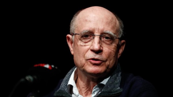 Ángel Hernández, que ayudó a morir a su esposa, María José, enferma de esclerosis múltiple. Ángel Hernández, que ayudó a morir a su esposa, María José, enferma de esclerosis múltiple.