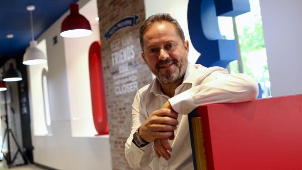 Francisco Páez (Domino's Pizza) Francisco Páez (Domino's Pizza)