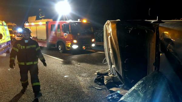 Accidente de tráfico en la A-31 a la altura de Montalvos. Accidente de tráfico en la A-31 a la altura de Montalvos.