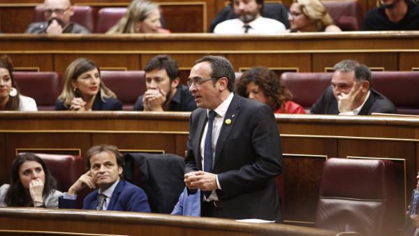 El preso soberanista Josep Rull (JxCat) el día de la sesión constitutiva del Congreso. El preso soberanista Josep Rull (JxCat) el día de la sesión constitutiva del Congreso.