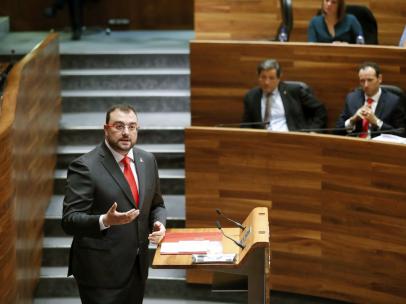 El candidato socialista a la Presidencia del Principado, Adrián Barbón.
