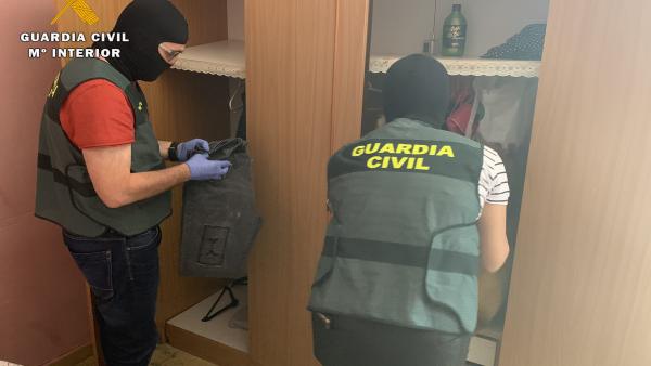 Registro de la Guardia Civil en el marco de la Operación 'Retour' Registro de la Guardia Civil en el marco de la Operación 'Retour'