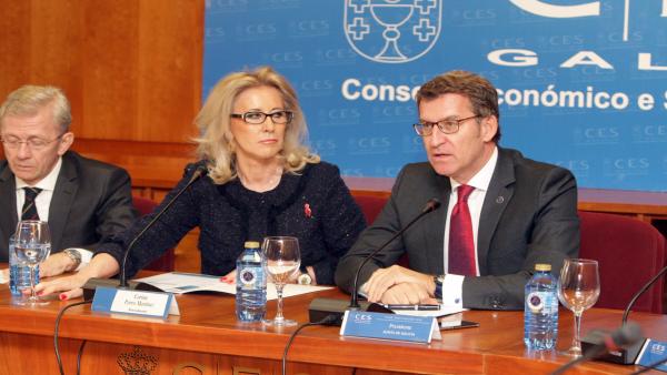 Alberto Núñez Feijóo, presidente de la Xunta de Galicia y Corina Porro, presidenta del Consejo Económico y Social de Galicia. Alberto Núñez Feijóo, presidente de la Xunta de Galicia y Corina Porro, presidenta del Consejo Económico y Social de Galicia.