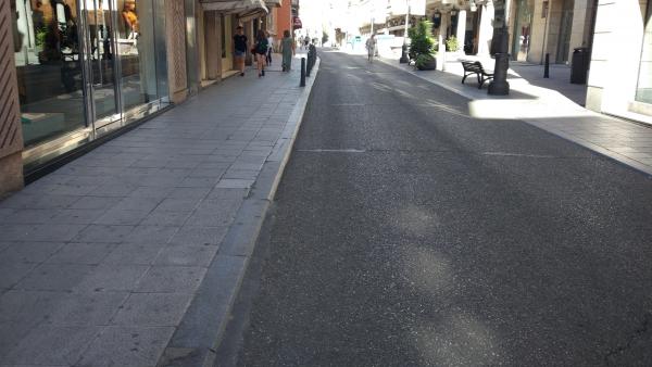 Pavimento actual de la calle Pasión de Valladolid. Pavimento actual de la calle Pasión de Valladolid.