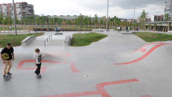 Skate Park De Madrid Río Skate Park De Madrid Río