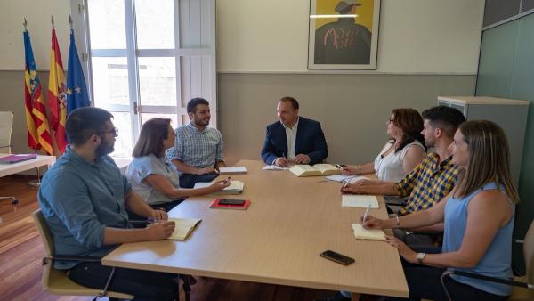 Dalmau celebra que la seu de la seua Vicepresidència "no coste diners a la Generalitat" Dalmau celebra que la seu de la seua Vicepresidència "no coste diners a la Generalitat"