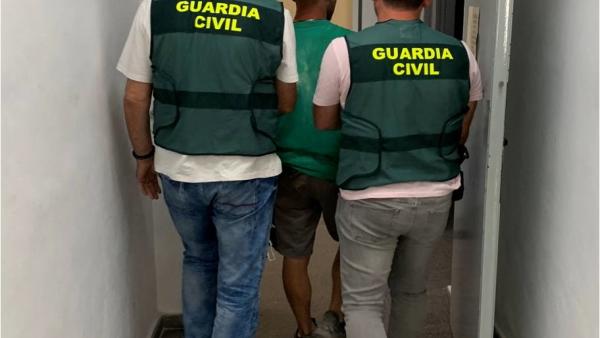 Detingut a Elx per cremar la casa del propietari del terreny que havia ocupat Detingut a Elx per cremar la casa del propietari del terreny que havia ocupat