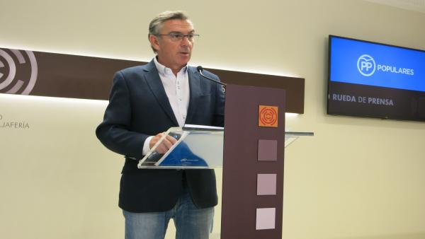 El portavoz del Grupo Parlamentario Popular, Luis María Beamonte El portavoz del Grupo Parlamentario Popular, Luis María Beamonte
