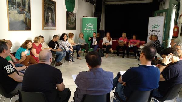 Reunión mantenida con representantes sindicales del Ayuntamiento de Sevilla. Reunión mantenida con representantes sindicales del Ayuntamiento de Sevilla.