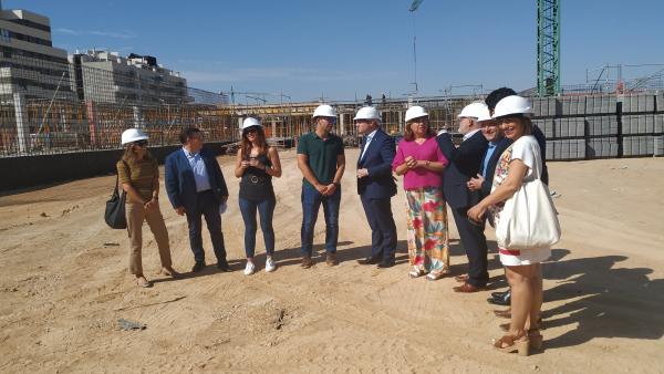 La consejera de Educación visita las obras del CEIP 36 de Albacete. La consejera de Educación visita las obras del CEIP 36 de Albacete.