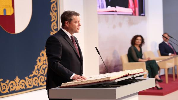 Acto de toma de posesión del presidente de Castilla-La Mancha, Emiliano García-Page. Acto de toma de posesión del presidente de Castilla-La Mancha, Emiliano García-Page.