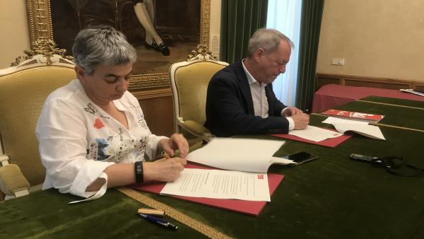 Imagen de la firma del documento. Imagen de la firma del documento.