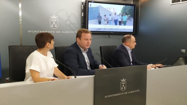 Rueda de prensa para hablar del concejal de distrito en Albacete. Rueda de prensa para hablar del concejal de distrito en Albacete.