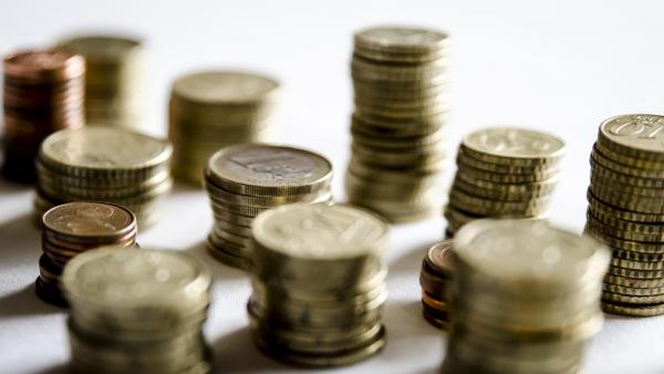 Monedas y céntimos de euro. Monedas y céntimos de euro.