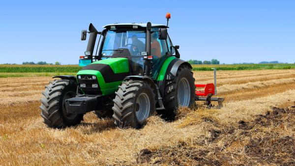 Un tractor. Un tractor.