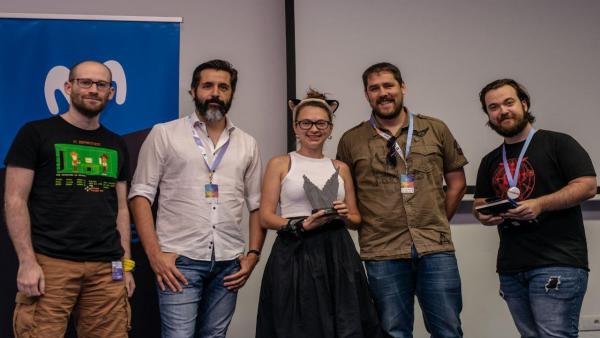 Fire Cycle Games recibe el premio en TLP Tenerife por el videojuego Blacksmith Fire Cycle Games recibe el premio en TLP Tenerife por el videojuego Blacksmith