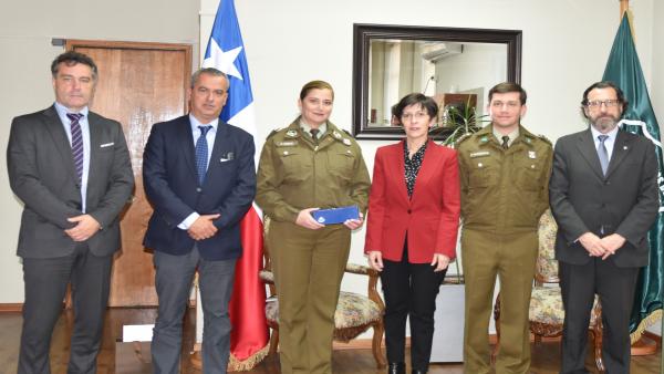 La consejera de Seguridad del Gobierno Vasco, Estefanía Beltrán de Heredia, visita el Centro de Control y Tratamiento de Datos Policiales de Chile La consejera de Seguridad del Gobierno Vasco, Estefanía Beltrán de Heredia, visita el Centro de Control y Tratamiento de Datos Policiales de Chile