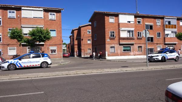 Foto de archivo de la Policía Municipal en el barrio vallisoletano de Las Viudas. Foto de archivo de la Policía Municipal en el barrio vallisoletano de Las Viudas.