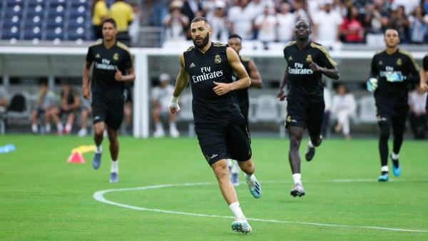 Karim Benzema en un entrenamiento del Real Madrid Karim Benzema en un entrenamiento del Real Madrid