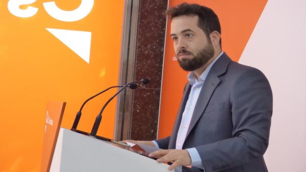Carrillo (Cs) cree que PSOE y Vox tienen que explicar 'su bloqueo' al presupuesto que 'tapa carencias' de anteriores Carrillo (Cs) cree que PSOE y Vox tienen que explicar 'su bloqueo' al presupuesto que 'tapa carencias' de anteriores