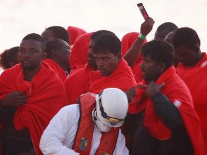 Inmigrantes rescatados en el Estrecho