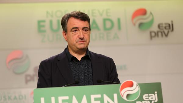 El portavoz del PNV en el Congreso de los Diputados, Aitor Esteban El portavoz del PNV en el Congreso de los Diputados, Aitor Esteban