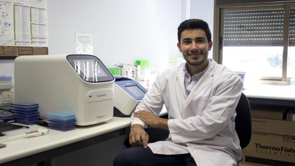 El doctor Luis Meseguer El doctor Luis Meseguer