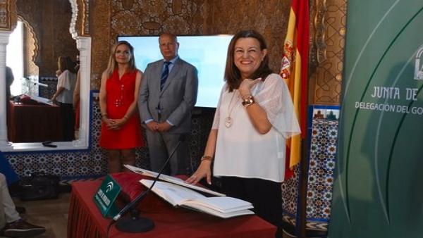 Castillo toma posesión de cargo como delegada de Educación Castillo toma posesión de cargo como delegada de Educación
