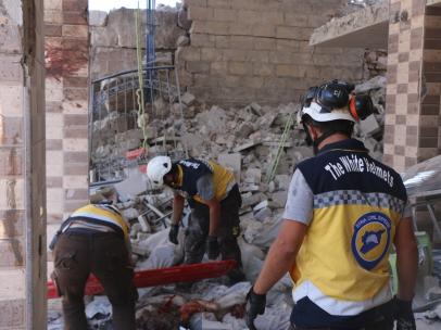 Labores de rescate en el bombardeo Idlib