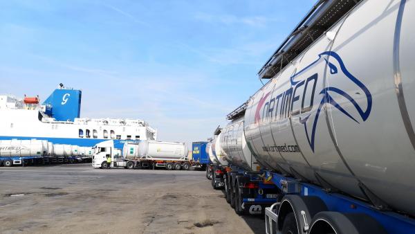 Valenciaport cierra el primer semestre del año con un crecimiento del 8,72% en tráfico de contenedores · Valenciaport cierra el primer semestre del año con un crecimiento del 8,72% en tráfico de contenedores ·