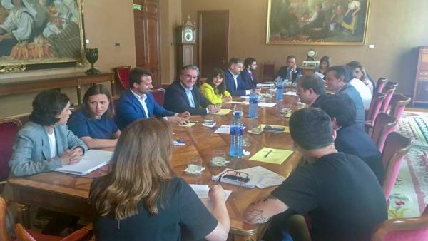 Reunión de la Junta de Portavoces en el parlamento asturiano. Reunión de la Junta de Portavoces en el parlamento asturiano.