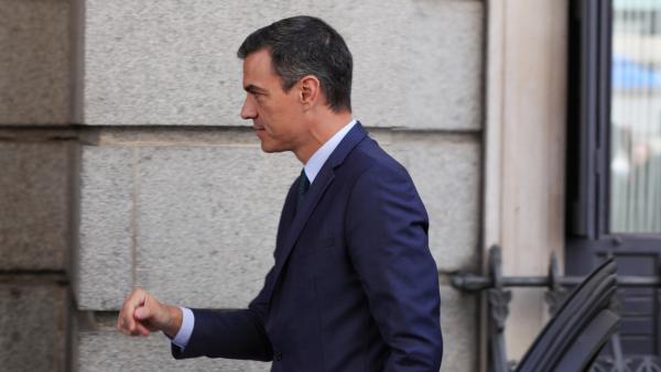 El presidente del Gobierno en funciones, Pedro Sánchez, llega al Congreso para l El presidente del Gobierno en funciones, Pedro Sánchez, llega al Congreso para l